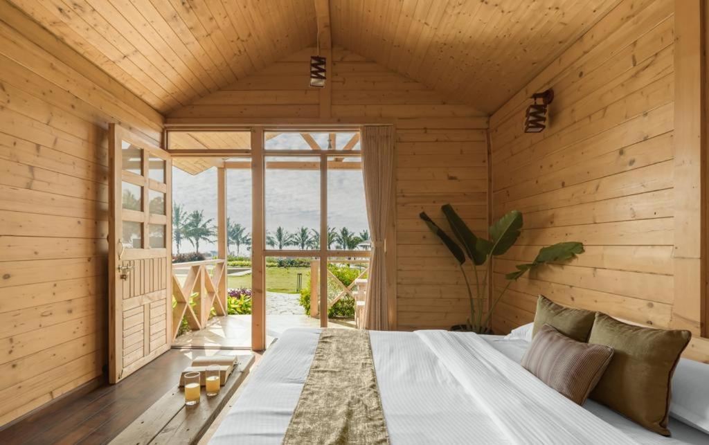 Waterscape Retreat Girnare Bagian luar foto